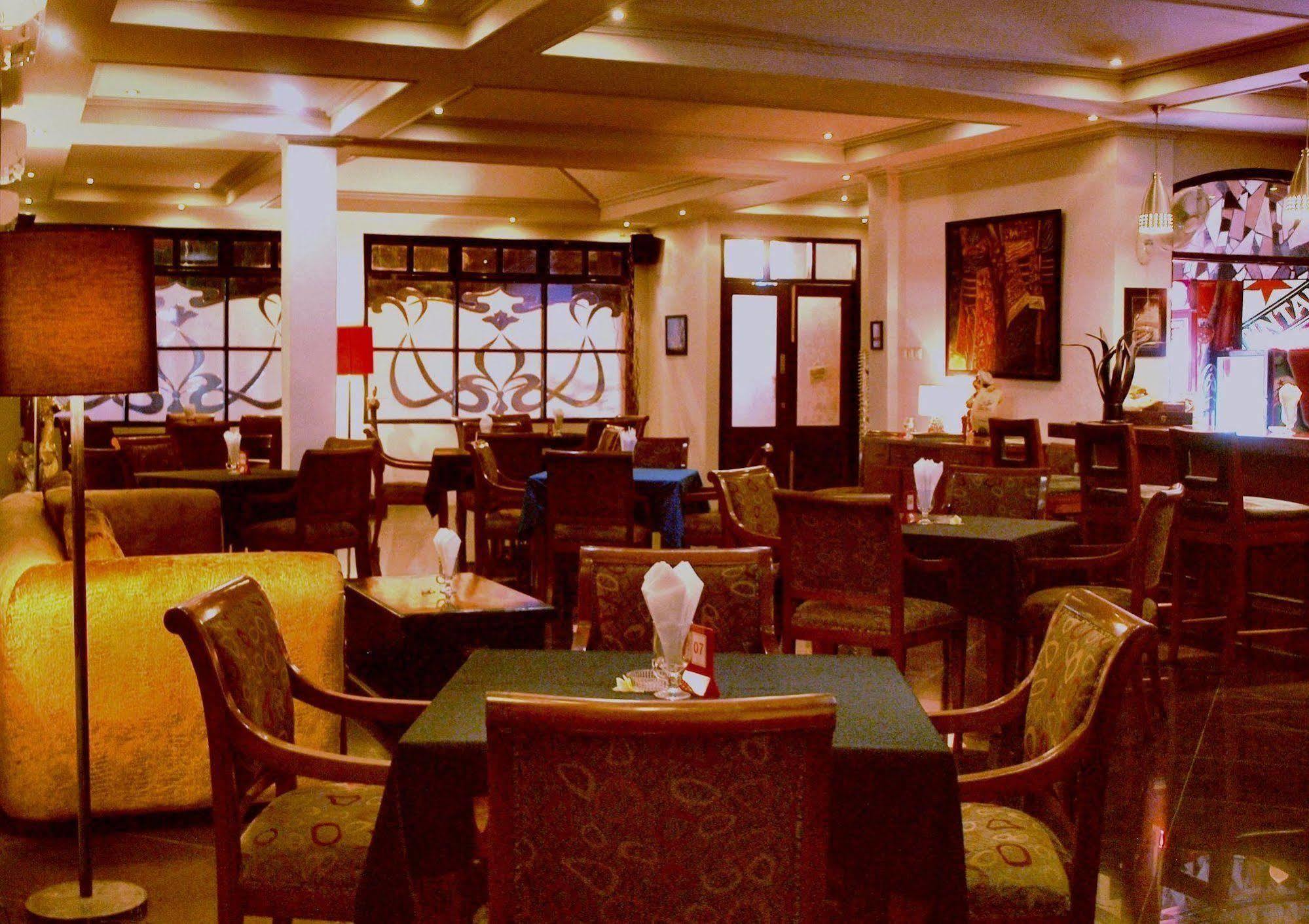 The Gecho Inn Town Jepara Esterno foto